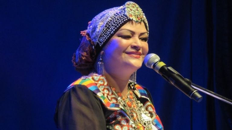 الفنانة الجزائرية الراحلة نعيمة عبابسة - أرشيفية الفنانة الجزائرية الراحلة نعيمة عبابسة - أرشيفية