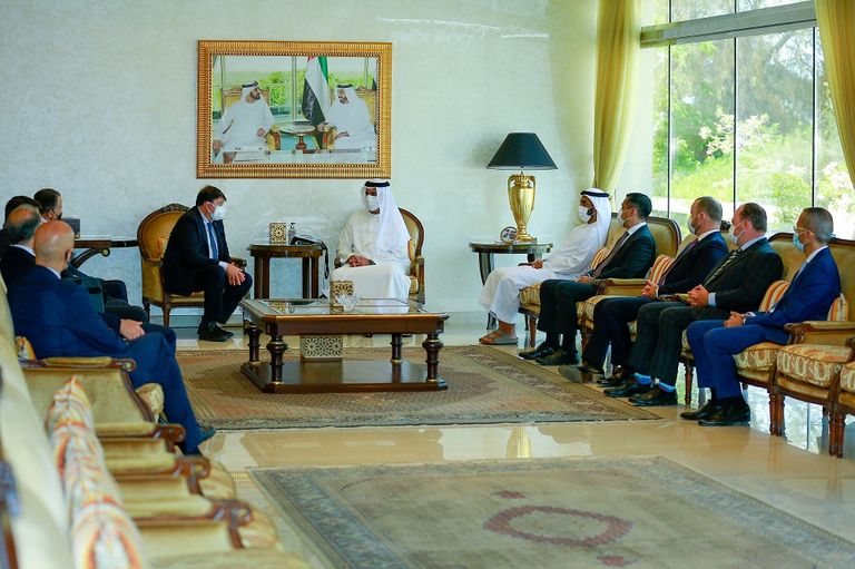 جانب من توقيع مذكرة التفاهم