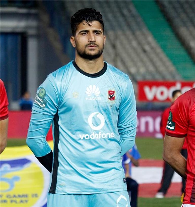 علي لطفي حارس مرمى الأهلي بيتسو موسيماني مدرب الأهلي المصري