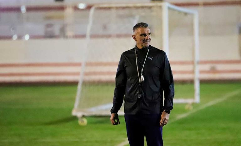 باتريس كارتيرون مدرب الزمالك بيتسو موسيماني مدرب الأهلي المصري