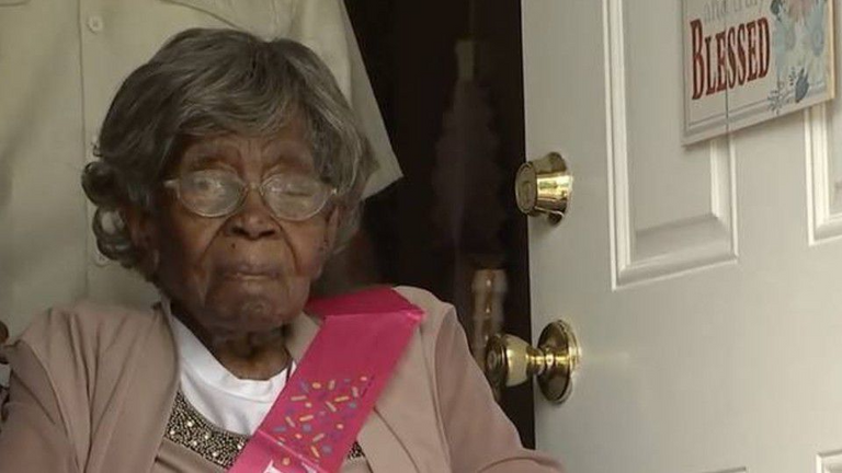 هيستر فورد أكبر معمرة في أمريكا