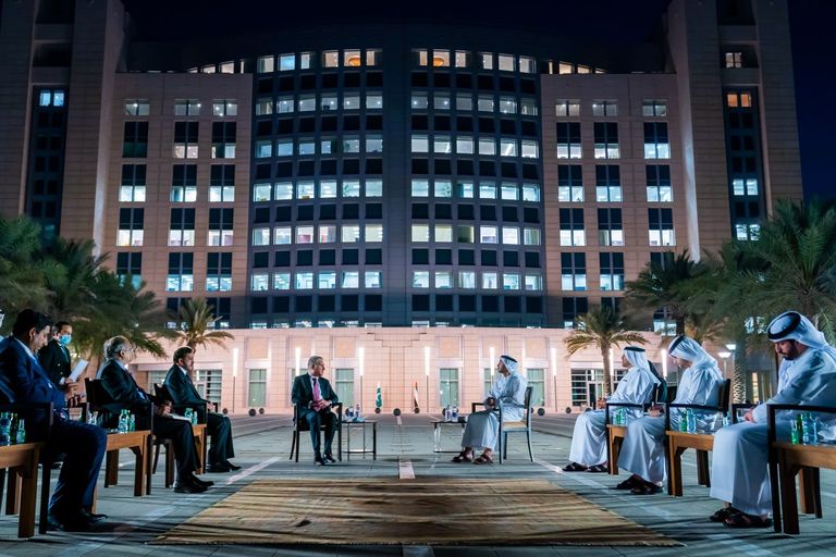 الشيخ عبدالله بن زايد آل نهيان ووزير خارجية باكستان