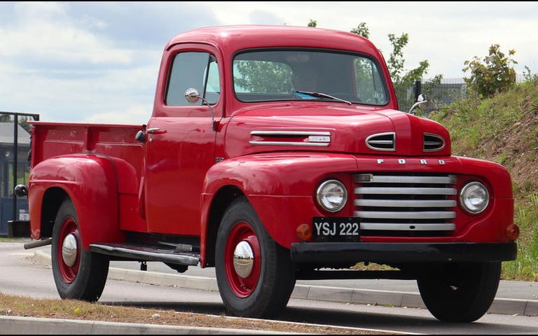 شاحنة فورد F-SERIES شيفروليه سابربن