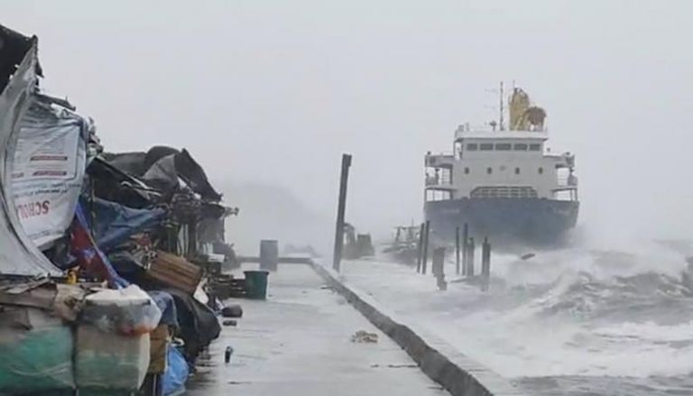 الإعصار سوريجاي في الفلبين