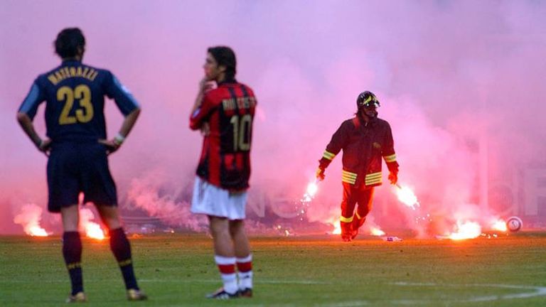 روي كوستا وماركو ماتيرازي في ديربي الغضب