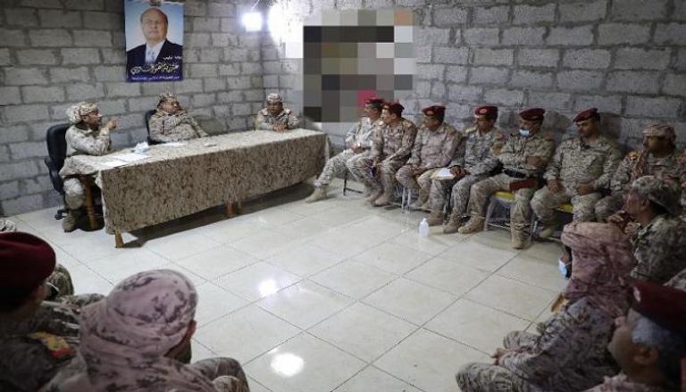 جانب من اجتماع قيادة وزارة الدفاع اليمنية