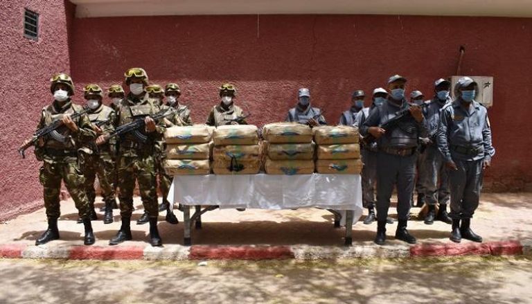 كمية من المخدرات ضبطتها وحدة عسكرية تابعة للجيش الجزائري