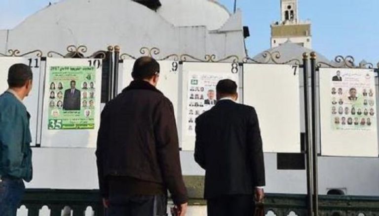 لافتات انتخابية بالجزائر العاصمة - أرشيفية