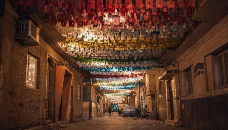 زينة رمضان بأحد الشوارع في مصر (أرشيفية)