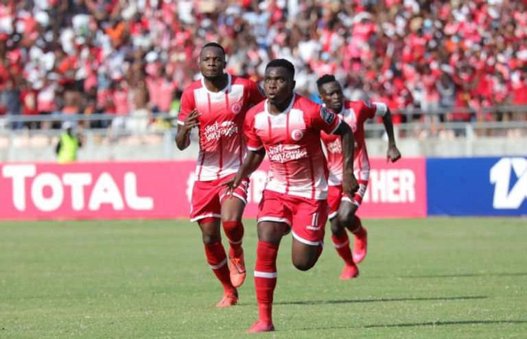 الموزمبيقي لويس ميكيسوني مهاجم سيمبا التنزاني بيتسو موسيماني مدرب الأهلي المصري