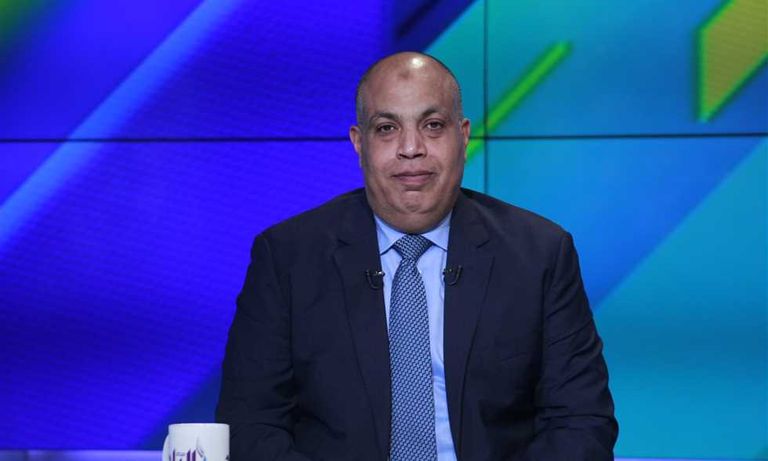 إبراهيم عبدالله عضو اللجنة التنفيذية بنادي الزمالك من مباراة الزمالك ضد الأهلي الأخيرة