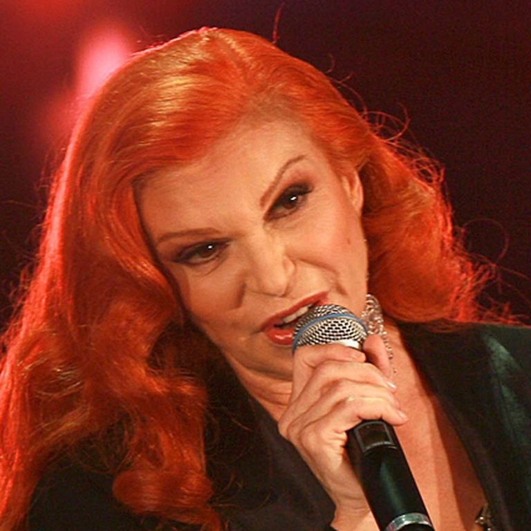 ماريا إيلفا بيوكاتي أو ميلفا كما كانت تعرف