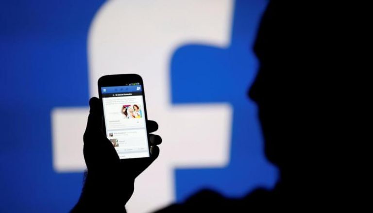 فيسبوك تراجع محتوى خلاصة الأخبار