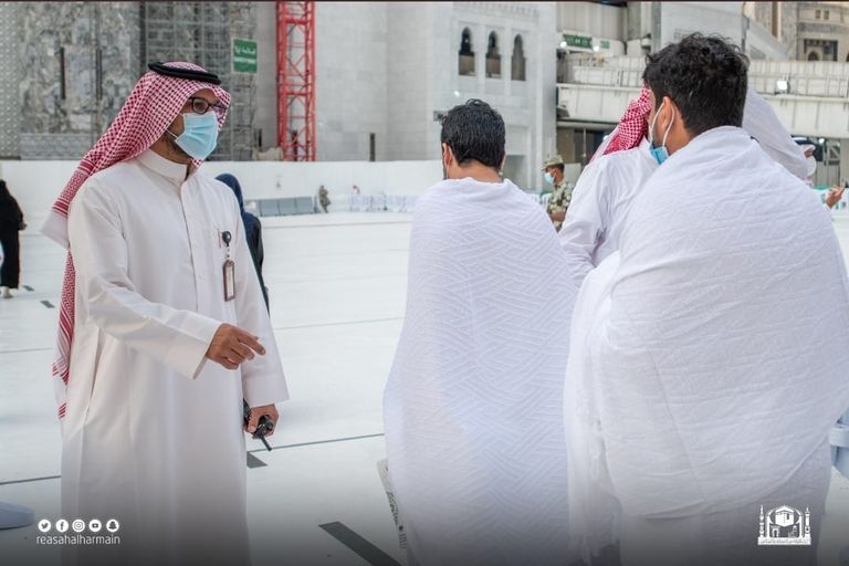 تطبيق الإجراءات الاحترازية من أجل سلامة قاصدي بيت الله الحرام