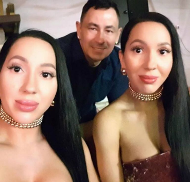 التوأم الأسترالي لوسي وآنا ديسينك