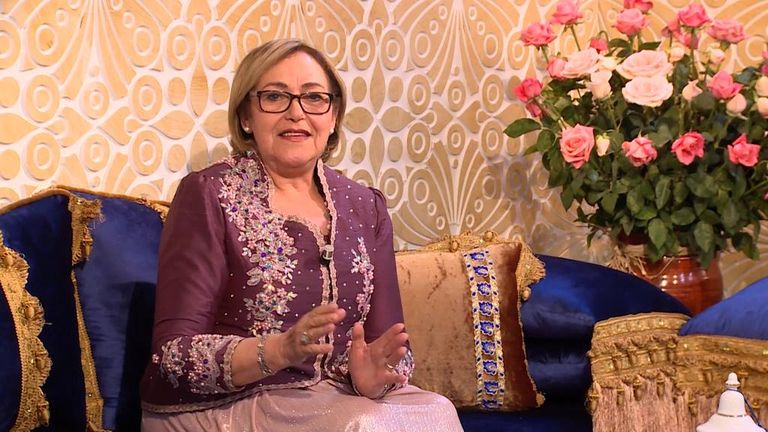 الفنانة الجزائرية القديرة بهية راشدي - أرشيفية الفنانة الجزائرية القديرة بهية راشدي - أرشيفية