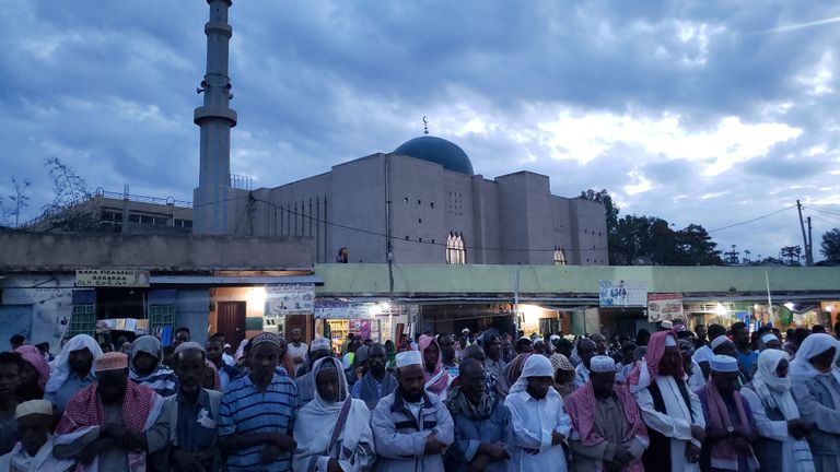 مائدة إفطار جماعي بمدينة باتي الإثيوبية