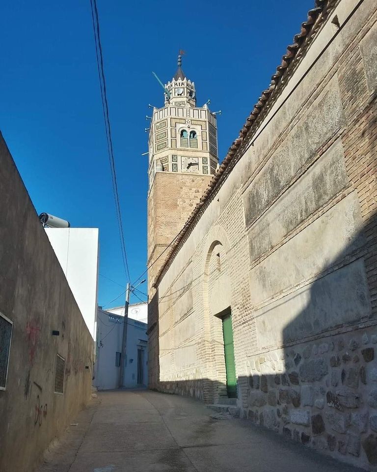 صورة لجامع تستور الكبير