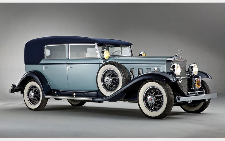 كاديلاك بي إم دبليو