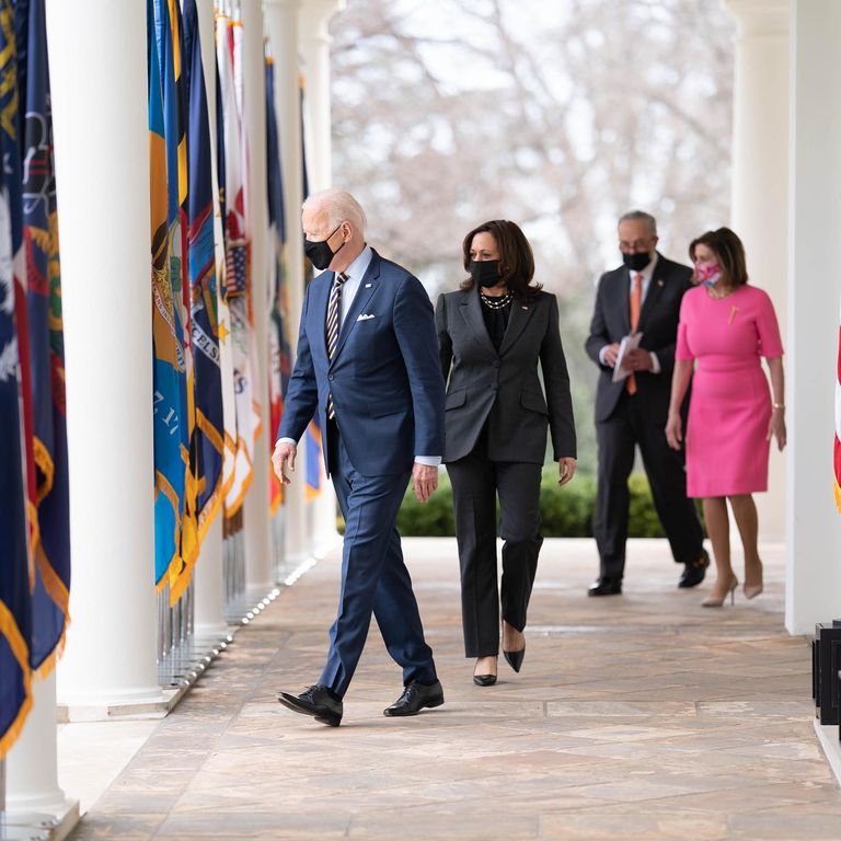 الرئيس الأمريكي جو بايدن، ونائبته كامالا هاريس