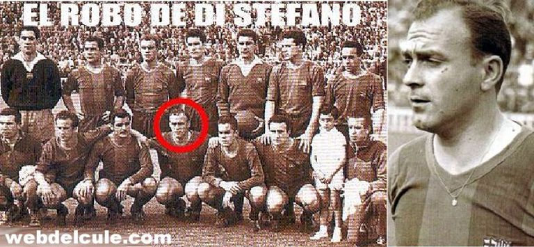 ألفريدو دي ستيفانو (يمين) بقميص برشلونة