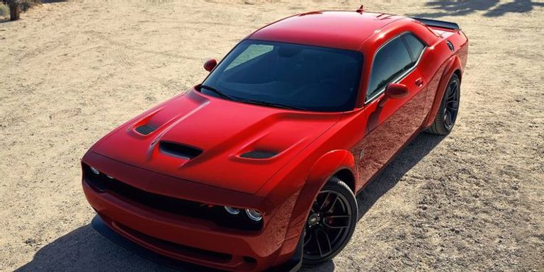 طراز Dodge Challenger طراز Toyota Supra