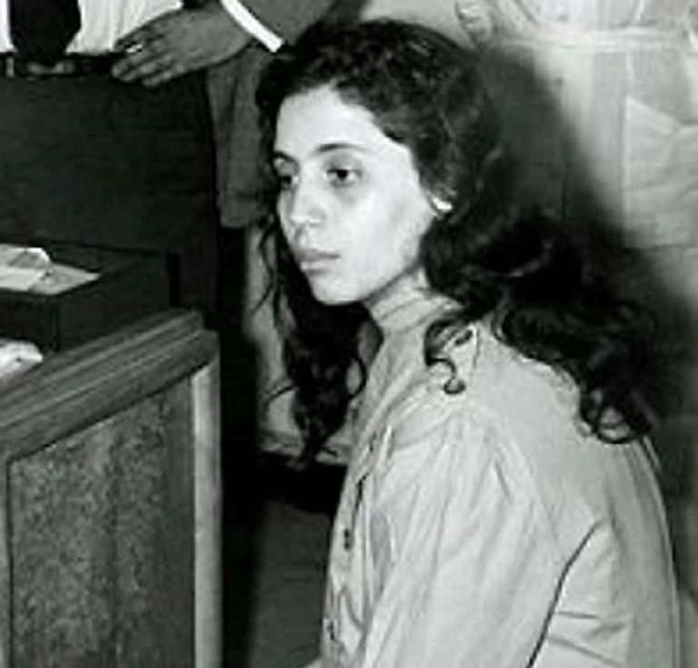 المناضلة الجزائرية جميلة بوحيرد خلال الثورة الجزائرية خمسينيات القرن الماضي