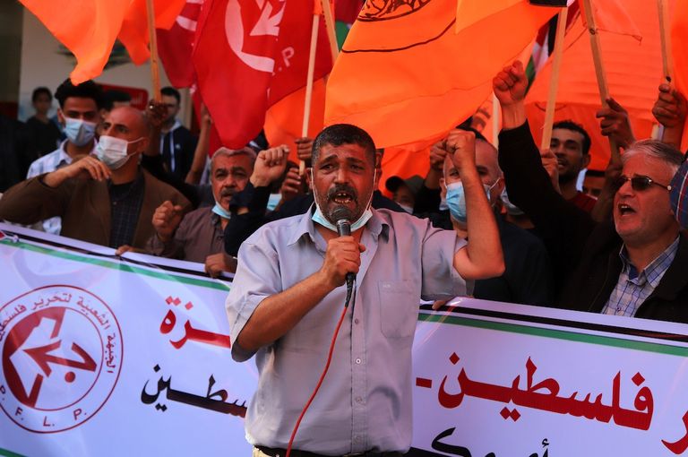 مسيرة حاشدة بغزة رفضا لتأجيل الانتخابات