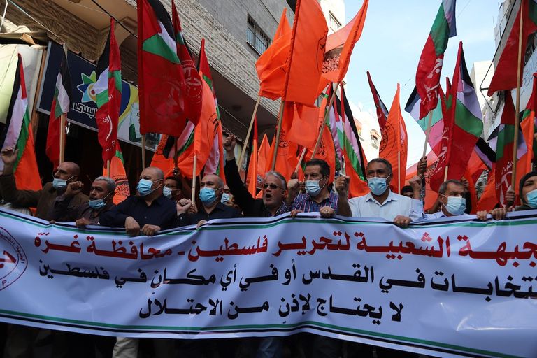 مسيرة حاشدة بغزة رفضا لتأجيل الانتخابات