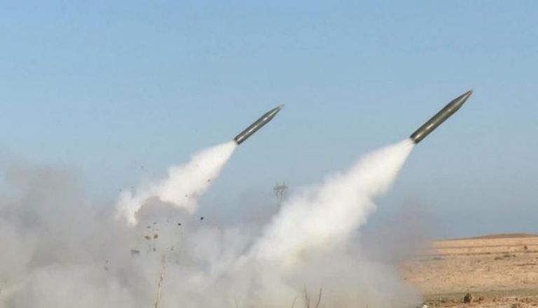 ثلاثة صواريخ كاتيوشا استهدفت مقرا عسكريا بمطار بغداد