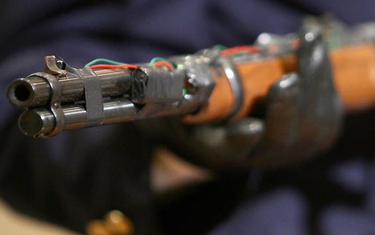 الزوج أطلق النار على زوجته من بندقيته - أرشيفية