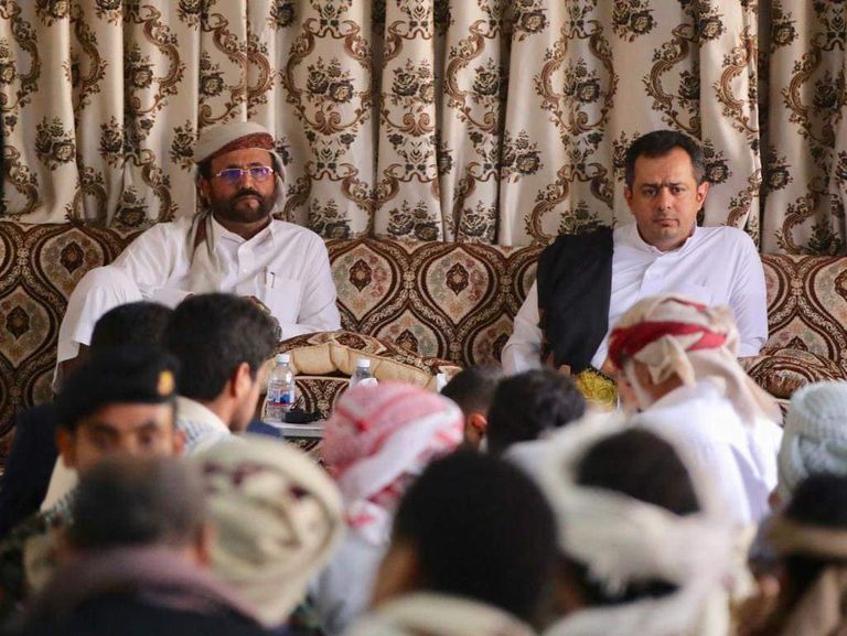 جانب من زيارة رئيس الوزراء اليمني إلى مأرب