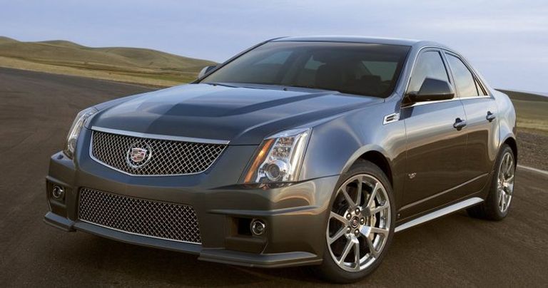 طراز Cadillac CTS-V طراز Dodge Viper ACR