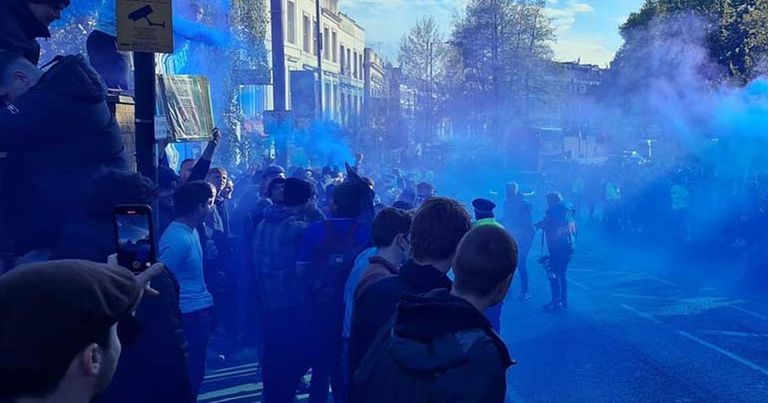 الهجوم على رئيس ريال مدريد جماهير فريق تشيلسي أثناء استقبال بيريز