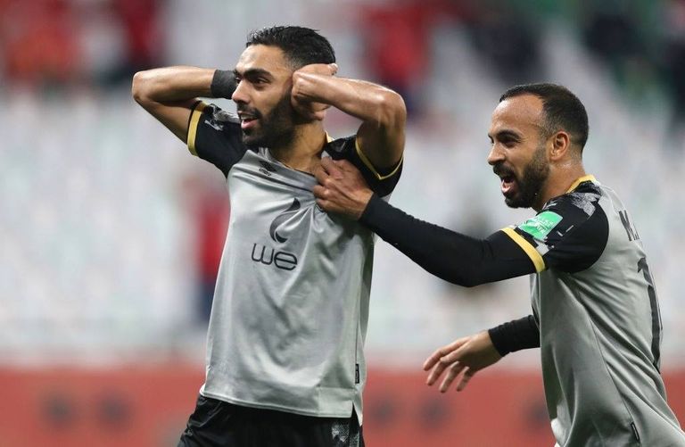 حسين الشحات لاعب الأهلي المصري