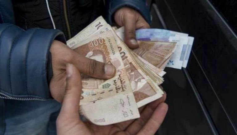 تباين أسعار العملات الأجنبية في المغرب