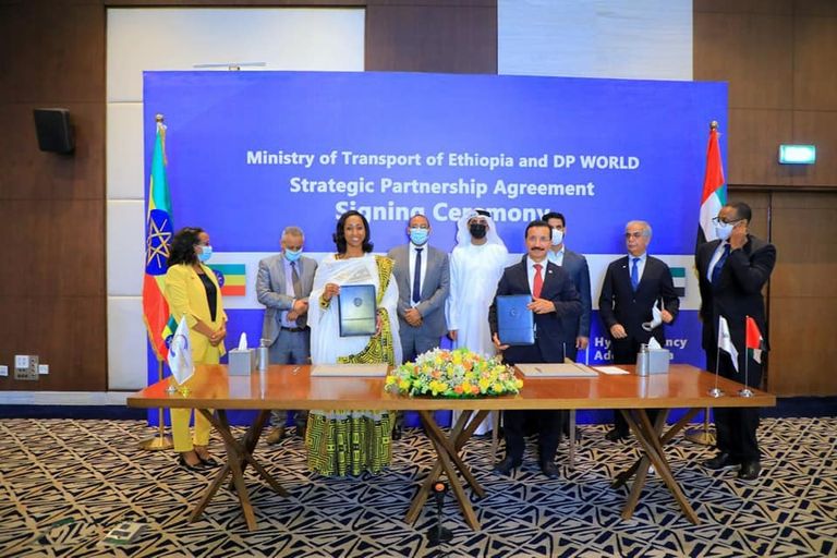 مراسم توقيع مذكرة التفاهم بين موانئ دبي وإثيوبيا
