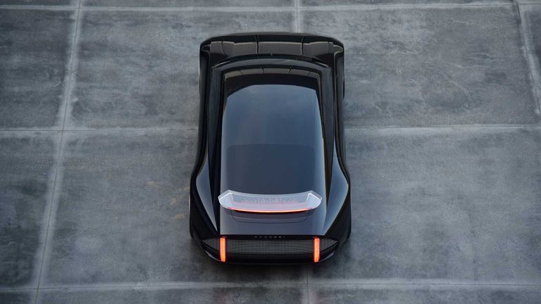 تصميم أولي لطراز هيونداي أيونك 6 تصميم أولي لطراز هيونداي أيونك 6