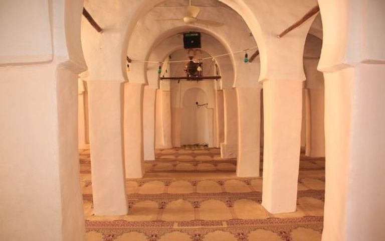جامع النخلة بمدينة بوسعادة الجزائرية - أرشيفية جامع "النخلة" بالجزائر