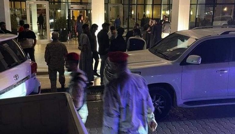 عناصر مليشيات تحاصر مقر المجلس الرئاسي في طرابلس