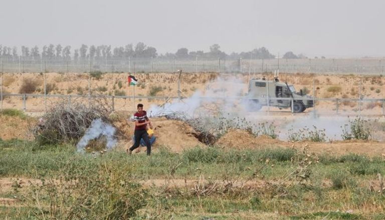عودة التظاهرات قرب السياج الحدودي شرق غزة