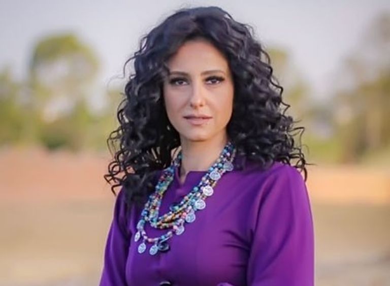 الفنانة المصرية حنان مطاوع الفنانة المصرية حنان مطاوع
