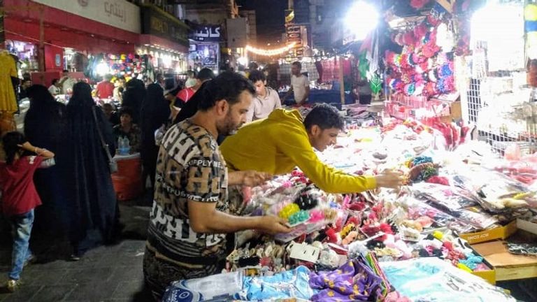 حركة تجارية كبيرة بأسواق عدن قبل عيد الفطر