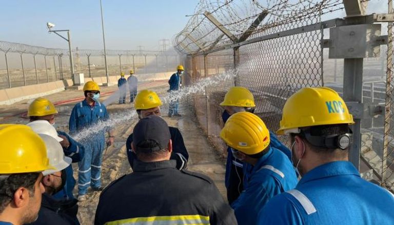 اندلاع "حريق محدود" بحقل برقان للنفط في الكويت