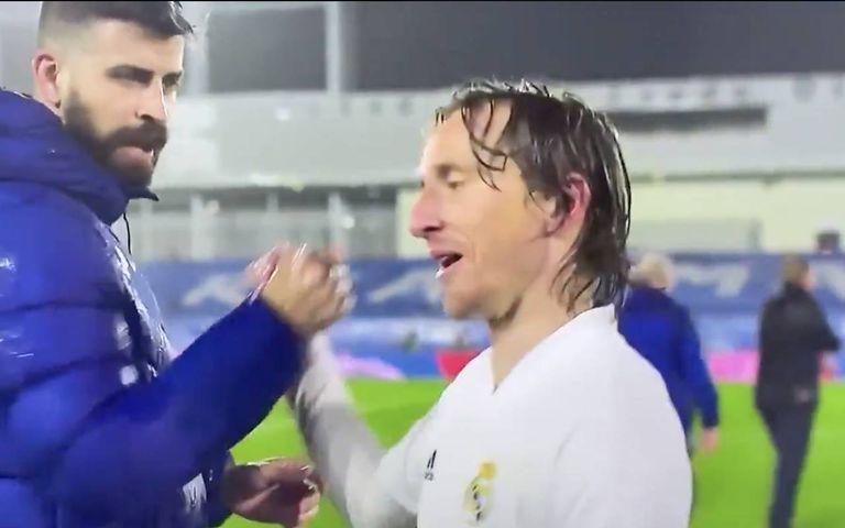 حديث بيكيه ومودريتش