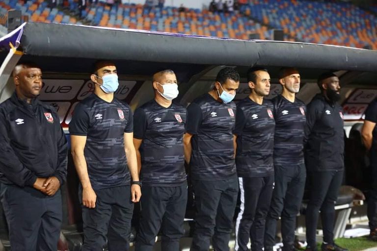 الجهاز الفني للأهلي بقيادة موسيماني 