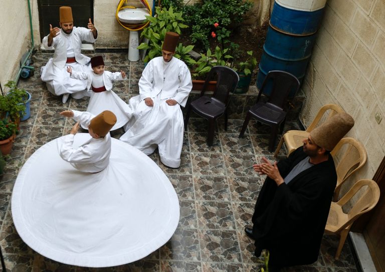 رقص المولوية الصوفية