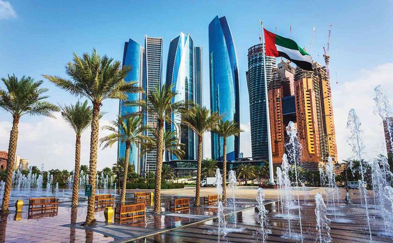 الدول الإسلامية تتحرى هلال العيد مساء الثلاثاء