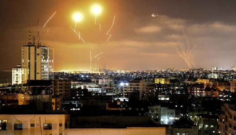 رشقة صاروخية من قطاع غزة تجاه إسرائيل