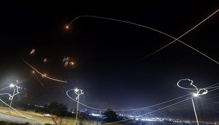القبة الحديدية الإسرائيلية تواجه صواريخ غزة - أ.ف.ب